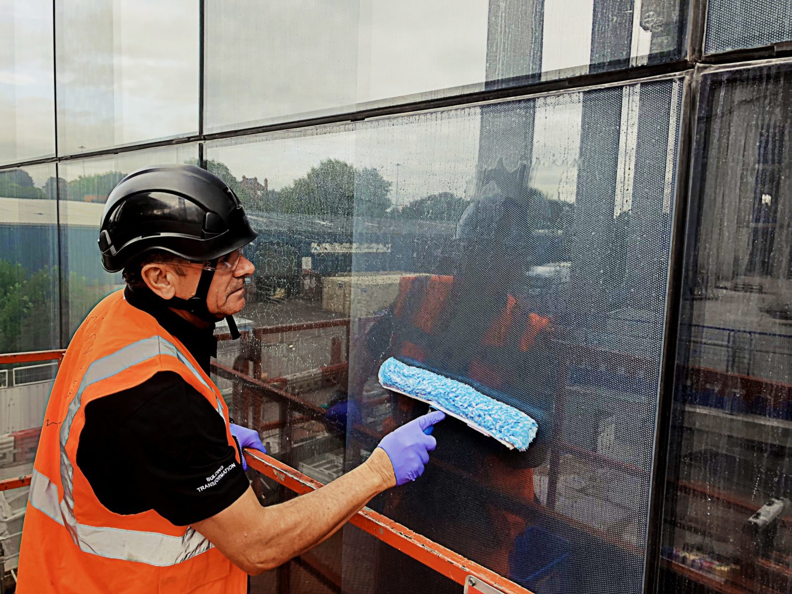 What’s the Cost of Commercial Window Cleaning?